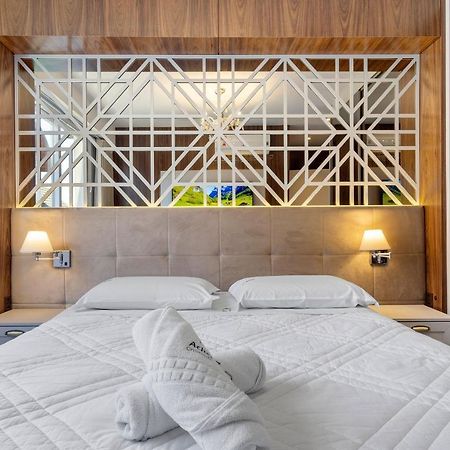 Vita Boulevard Luxo 2 Suites By Achei Грамаду Екстериор снимка